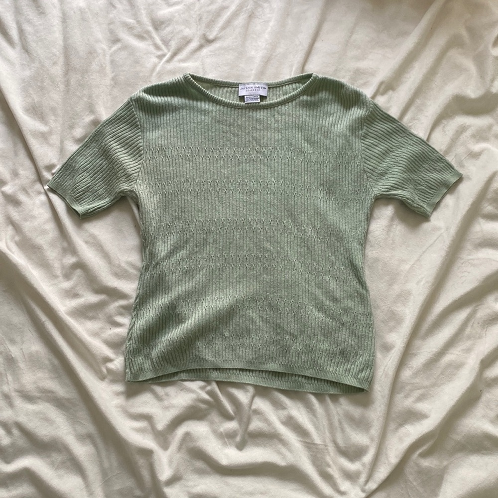 Short sleeve sweater shirt